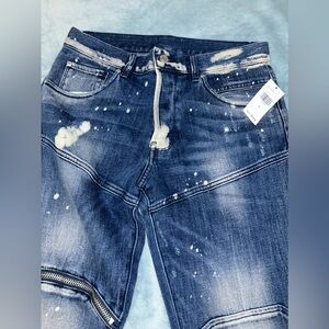 DESIGNER ROCKSTAR JEANS SIZE 30 $100